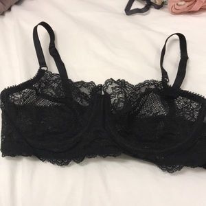 Black lace bra